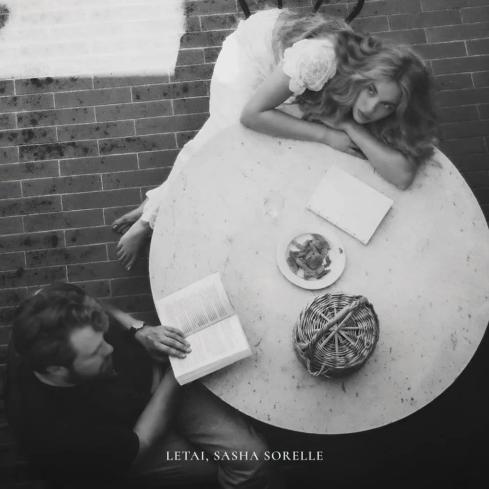 Поглоти - LeTai & Sasha Sorelle
