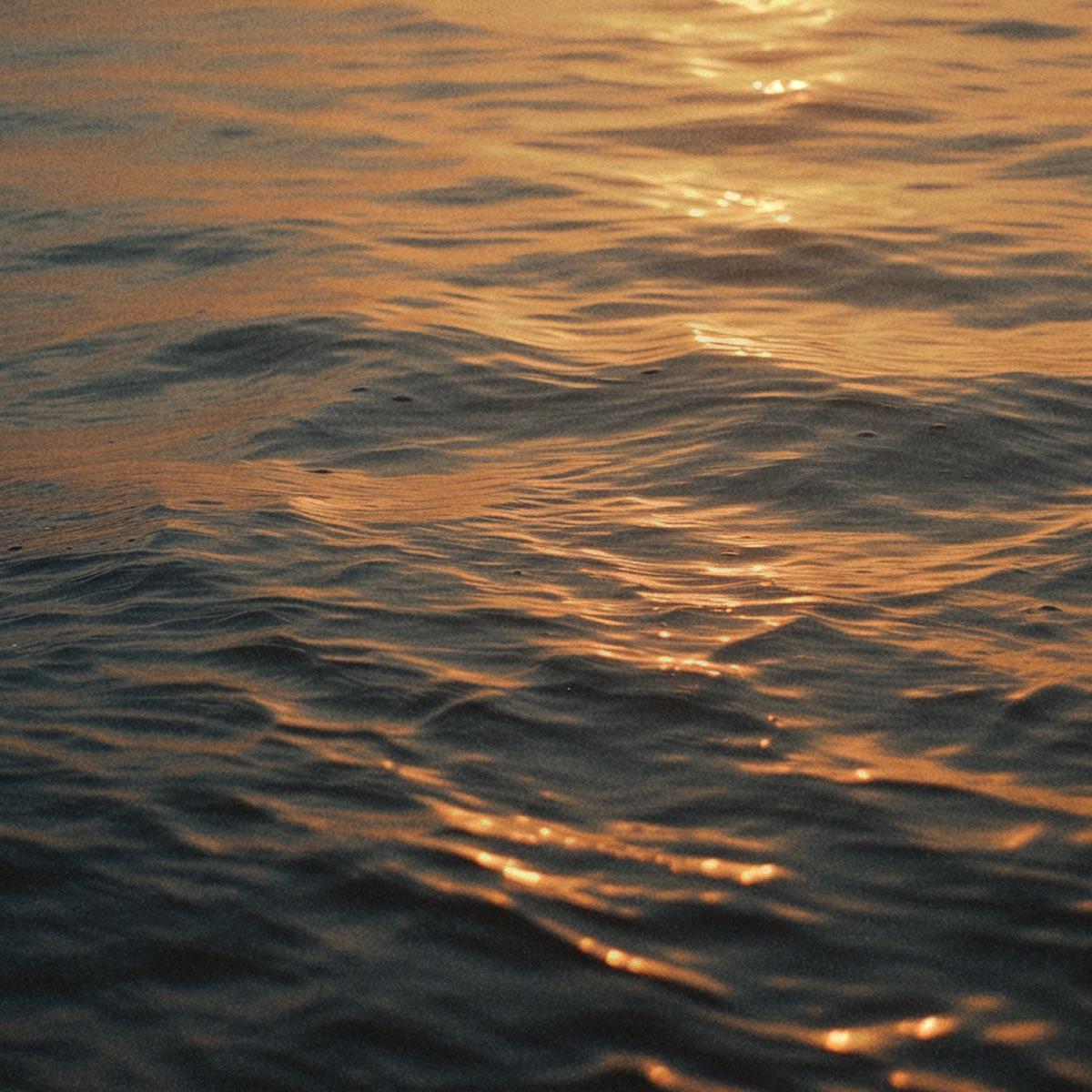 Slowly (Thunderstorm) - Lumin
