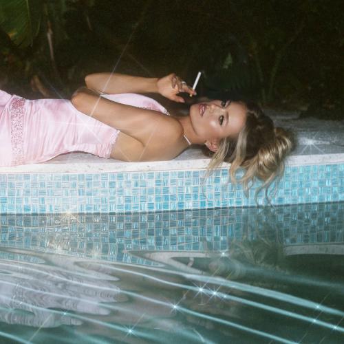 Mackenzie Carpenter - Drunk Cigs