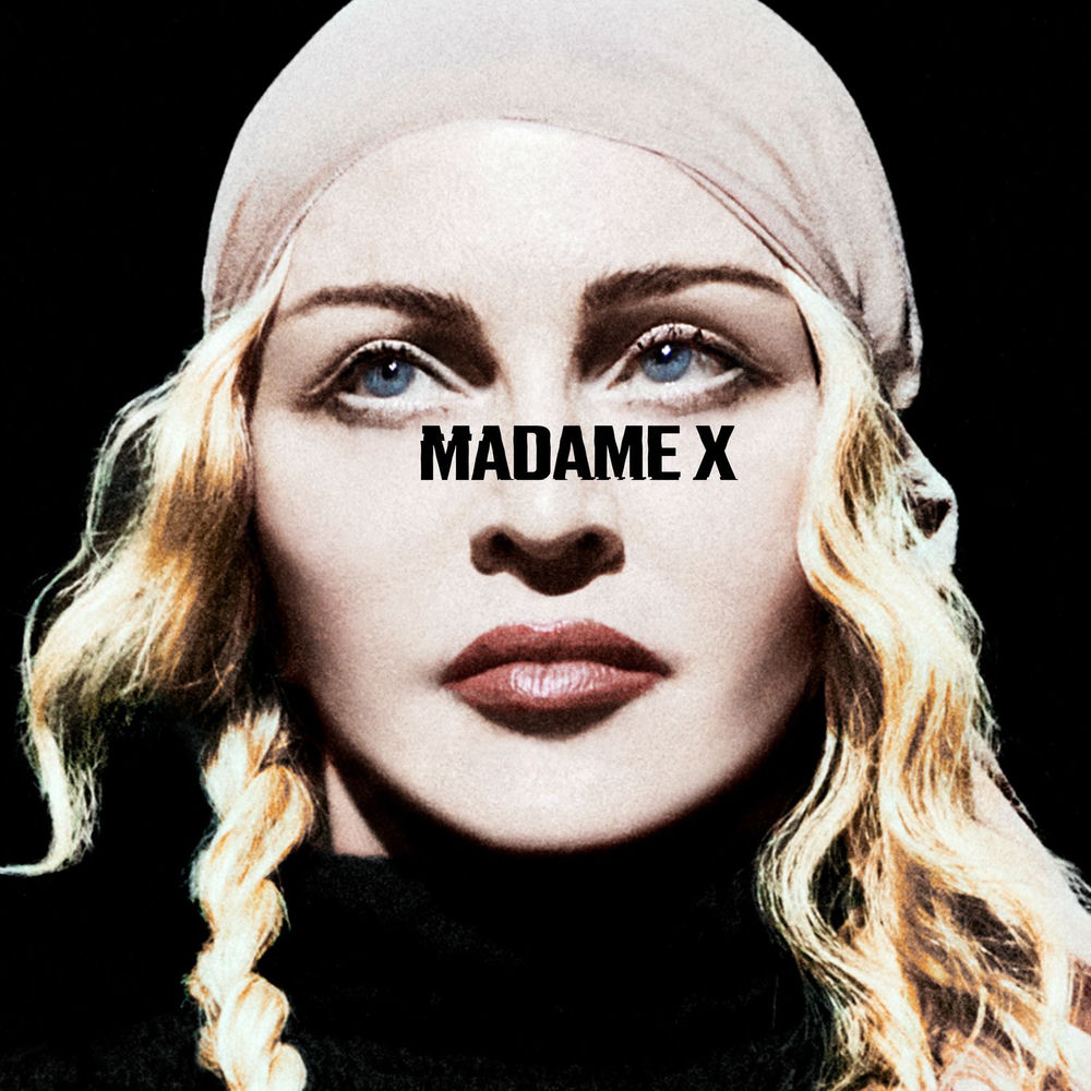 Bitch I'm Loca - Madonna feat. Maluma