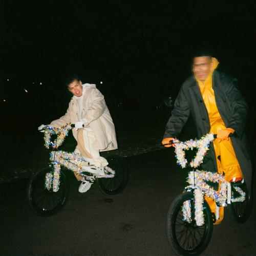 Mahmood feat. Blanco - Brividi