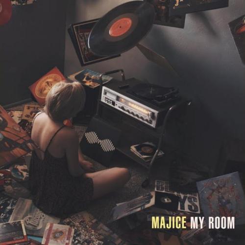 My Room - Majice