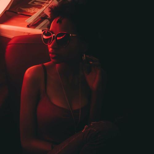 Meric Again, Bran & Besomage feat. Haluna - Womanizer