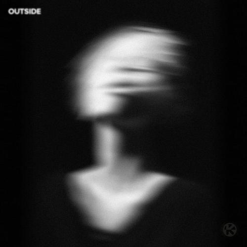 Merlin - Outside