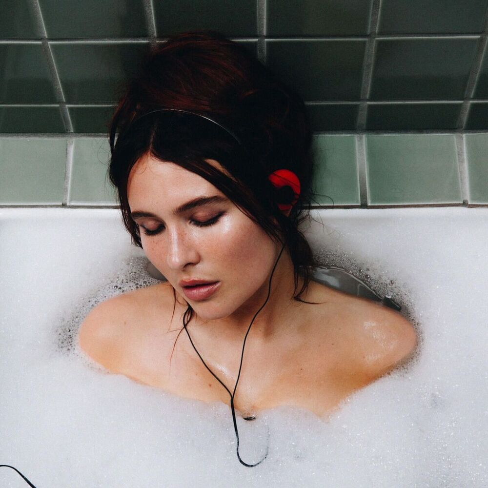 I Met A Boy - Mimi Webb