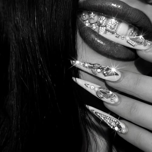 MyinWo, Autxmn Love - diamonds