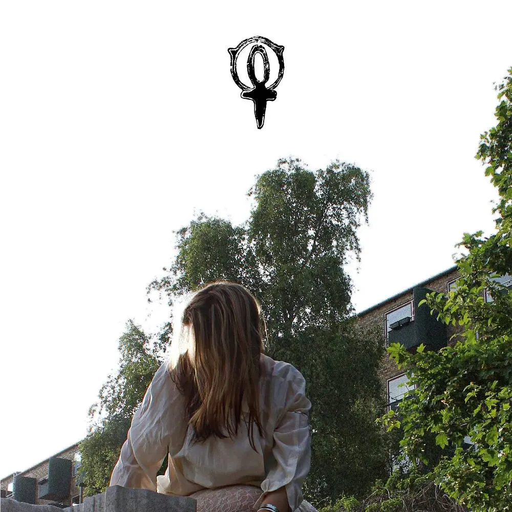 Mellem linjerne - NEEL