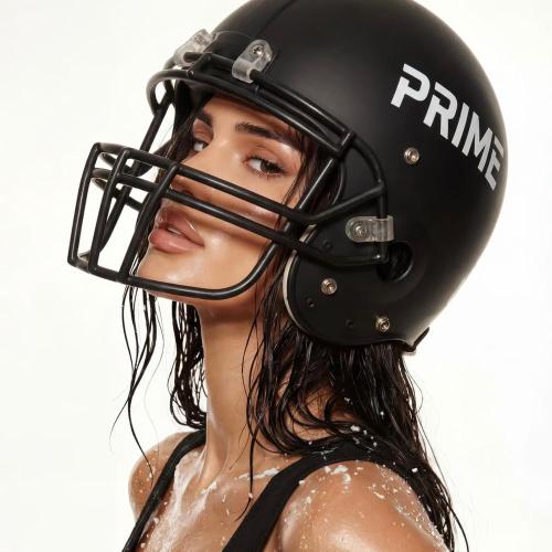 Nelly Mes - PRIME