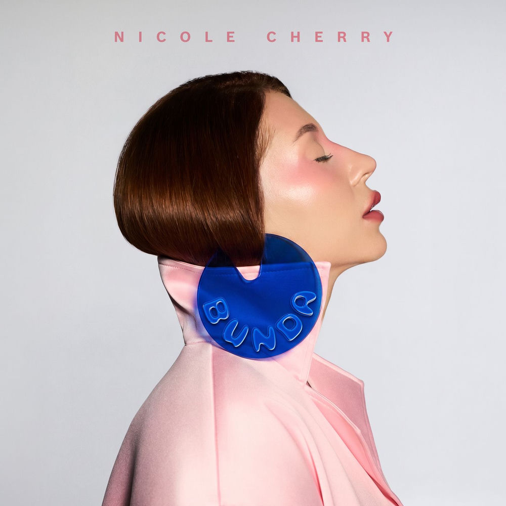 Nicole Cherry - Bunda