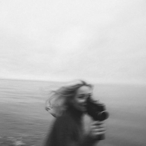 Nina Nesbitt - Pages