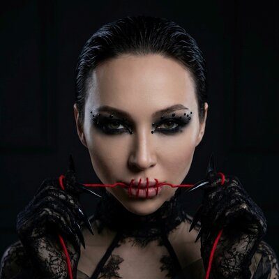 NITA Kaya - Сломана