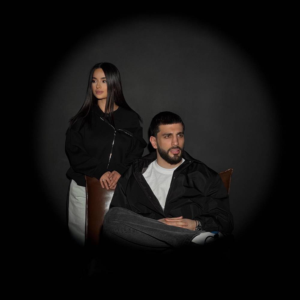 RAZMI & YNNI - Грустный саксофон