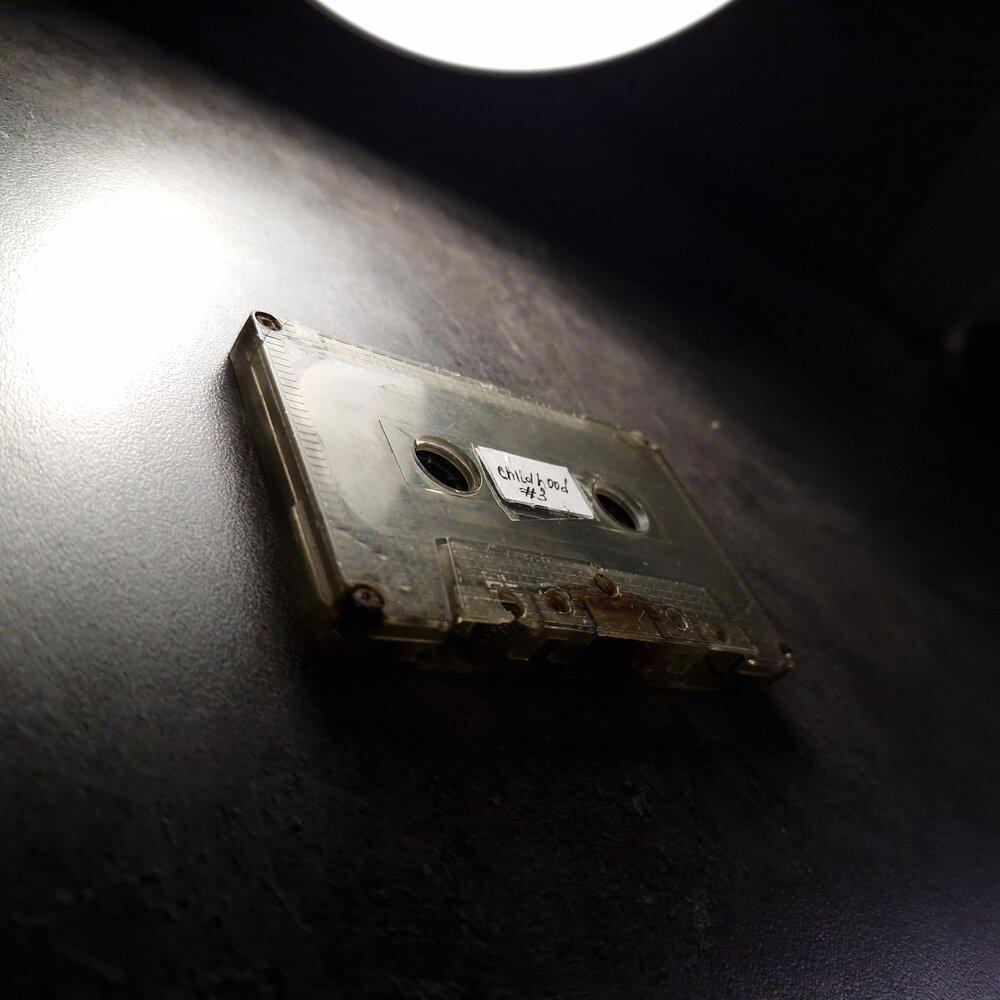 Reznix, LXSTSDVCE, SNXZRD - Looking for a Moment