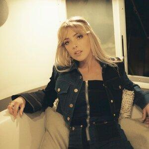 Rhea Robertson Luke Wylde - Save Yourself