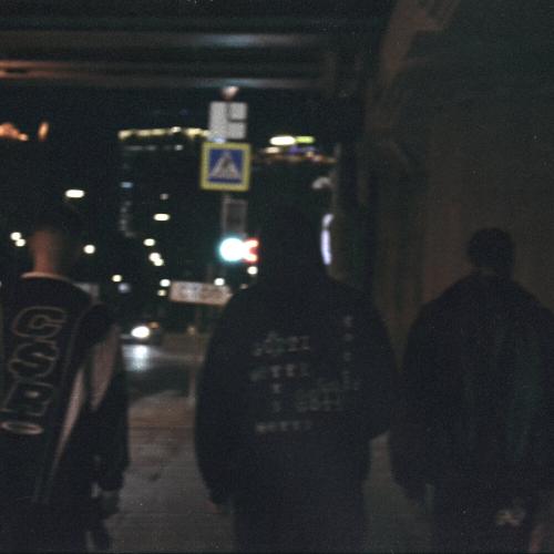 Rusteah, Dayoff - Roaster