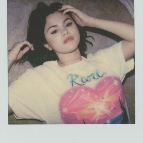 Selena Gomez - Kinda Crazy