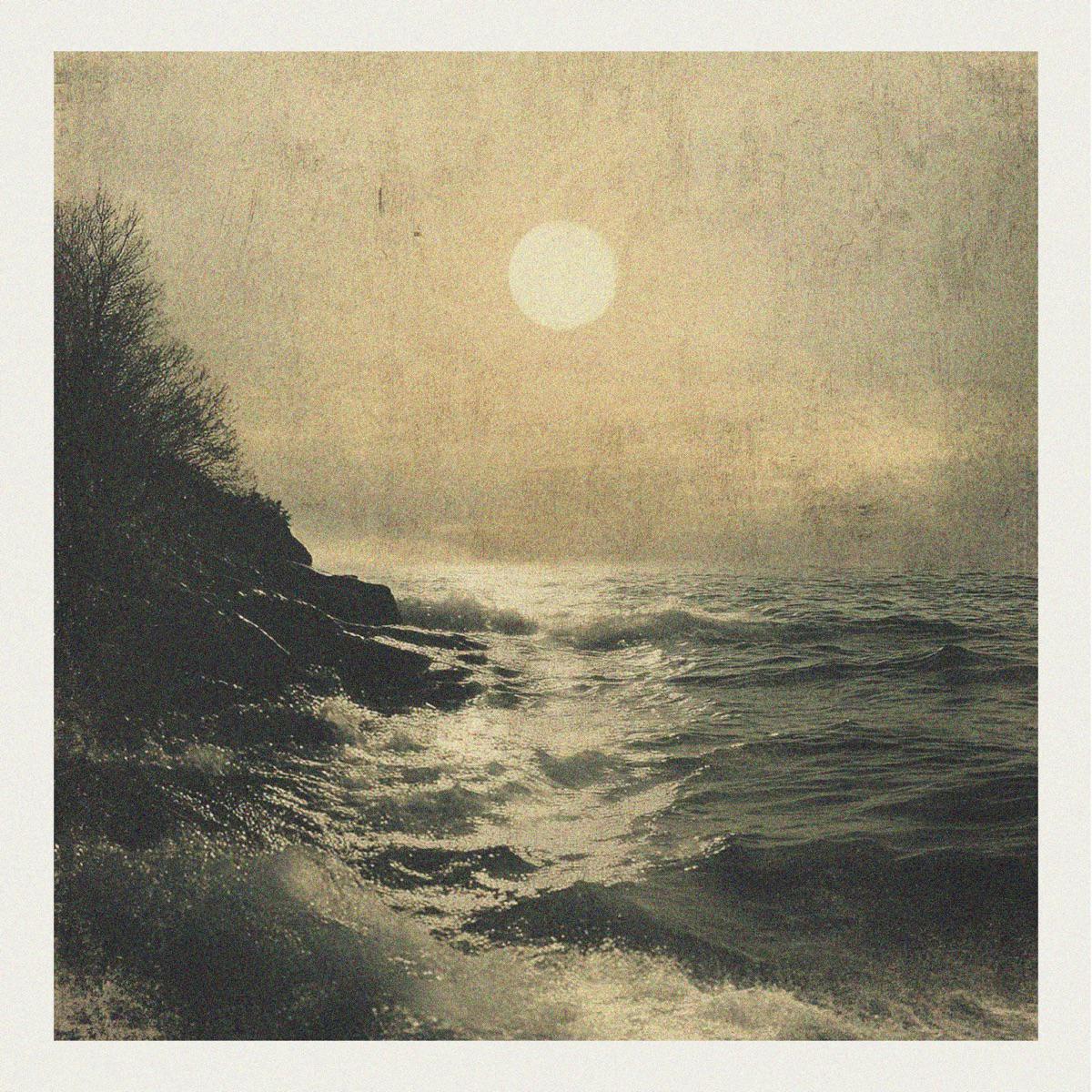 Luminous Dreams (Loopable Thunderstorm) - Solace Moon