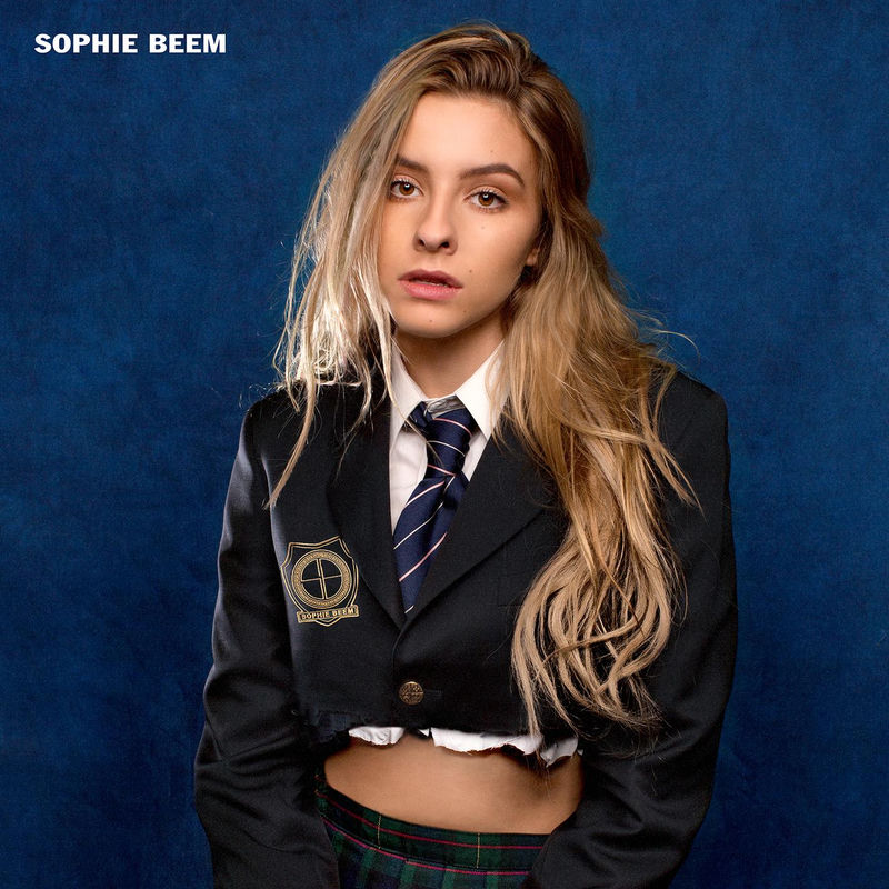 Skyline - Sophie Beem