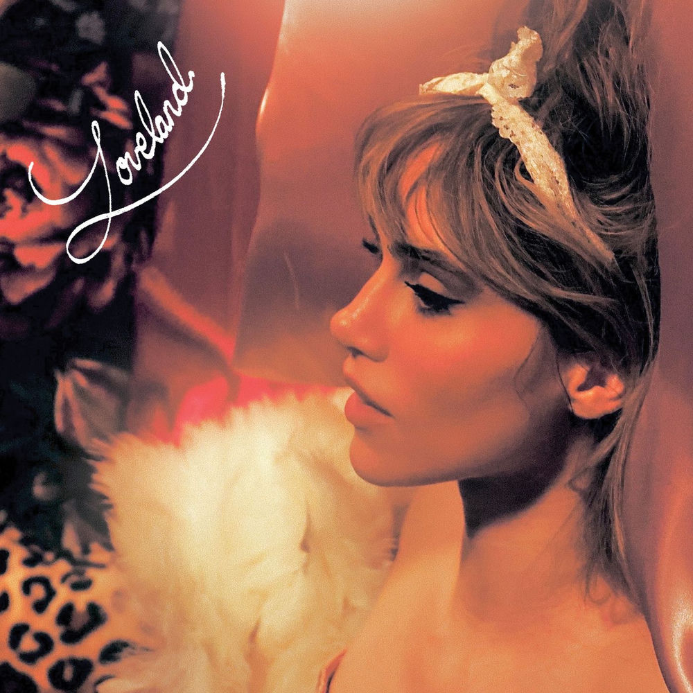 18 - Suki Waterhouse