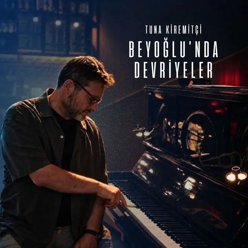 Beyoğlu'nda Devriyeler - Tuna Kiremitçi
