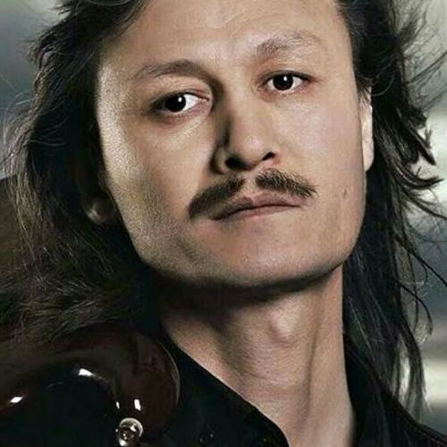 Ұлықпан Жолдасов feat. Дауыс Kz тобы - Ақ қанат айдай перiштем