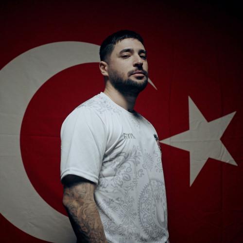 UZ4Y - Kürkçü Dükkani