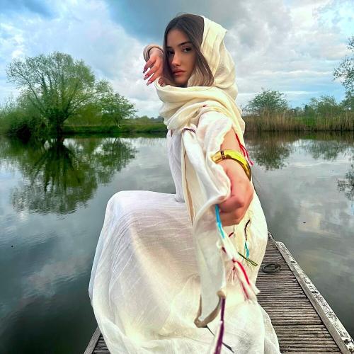 Vanesa Sono - A Je