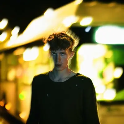 Why - Vladislav Tiasto