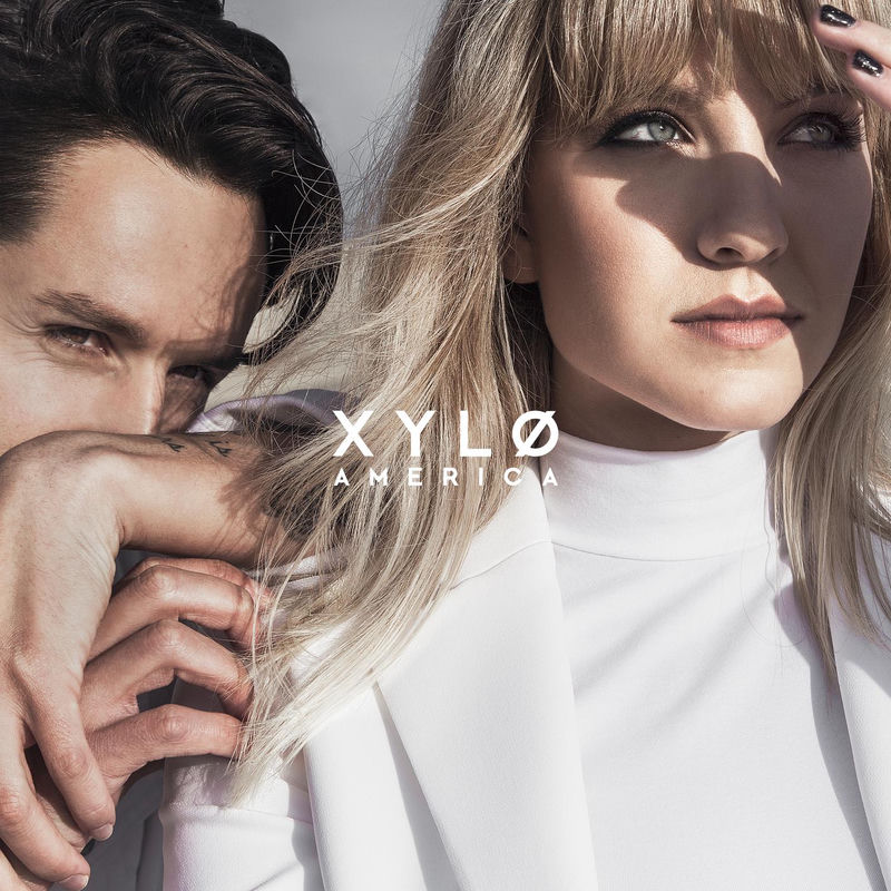 America - XYLØ