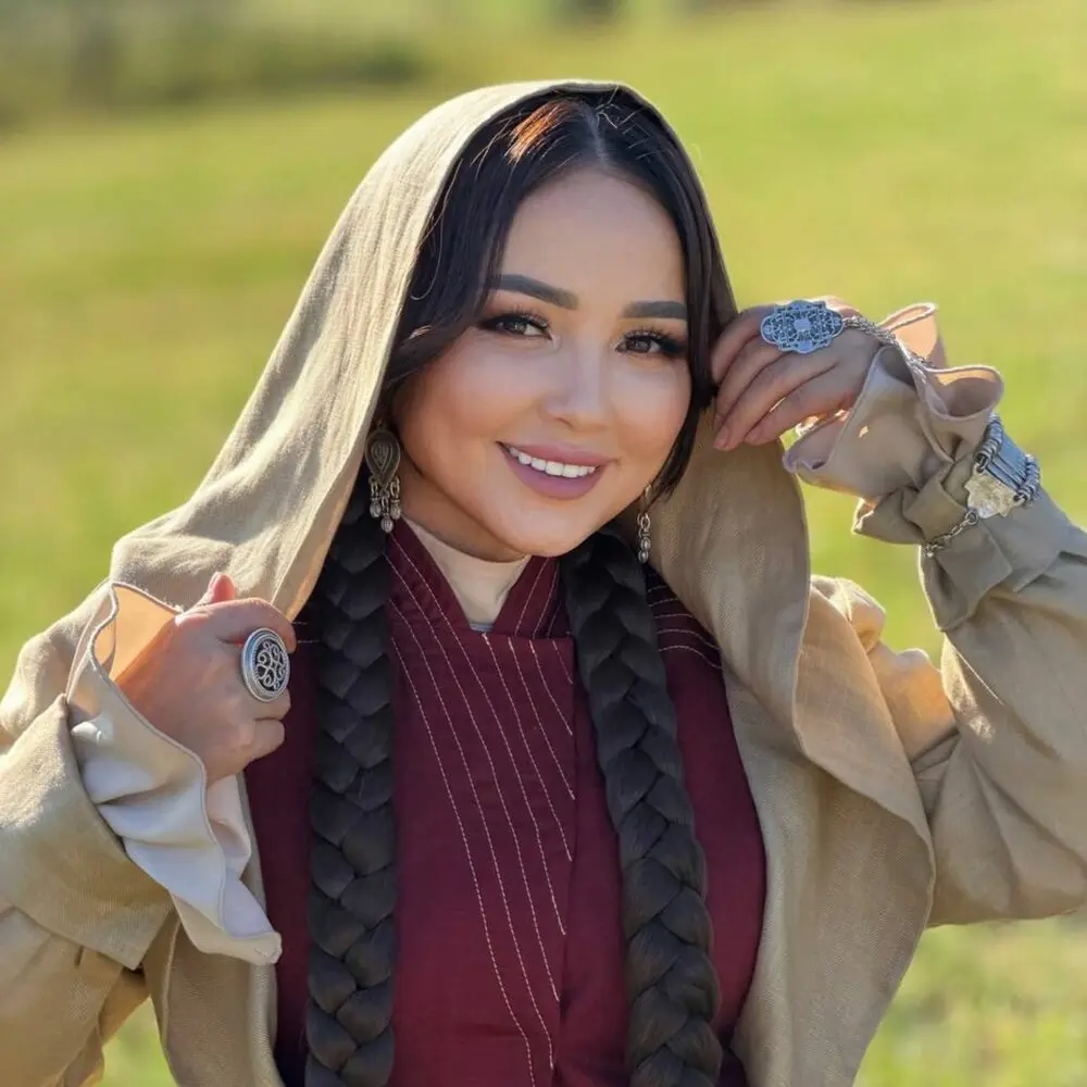 Дүние-ай - Zhazira Bairbekova